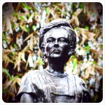Frida Sculpture