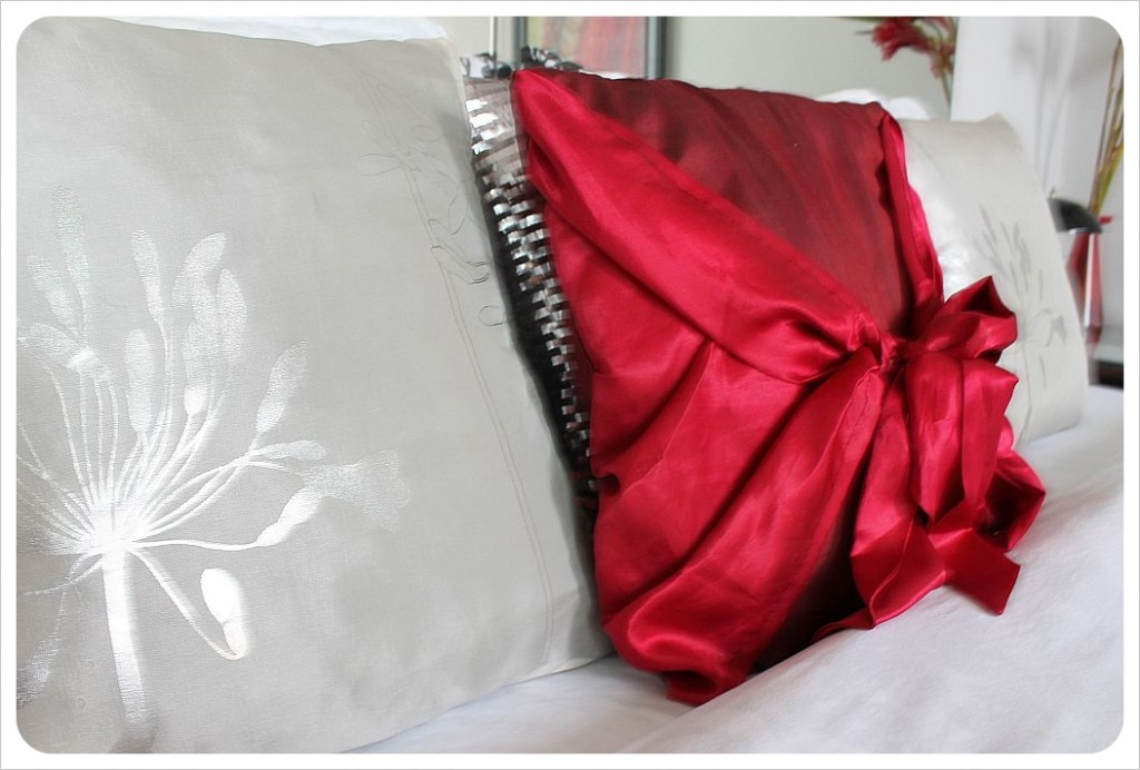costa rica casa 69 san jose pillows
