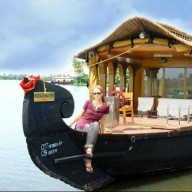 How to book a houseboat in Kerala - GlobetrotterGirls